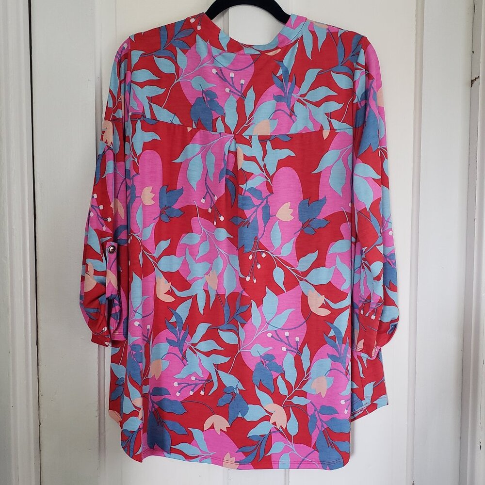 Dear Scarlett 3/4 Sleeve Lizzy Top - Picture 7 of 7